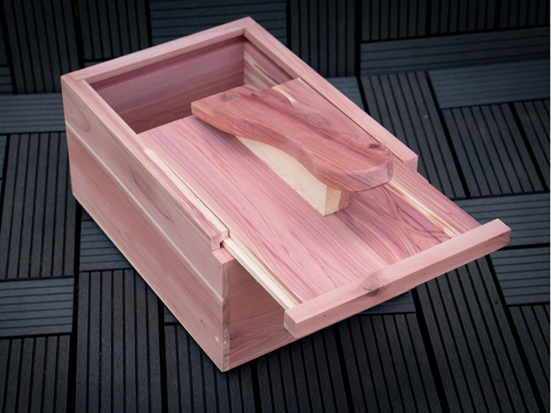 Aromatic Cedar Box