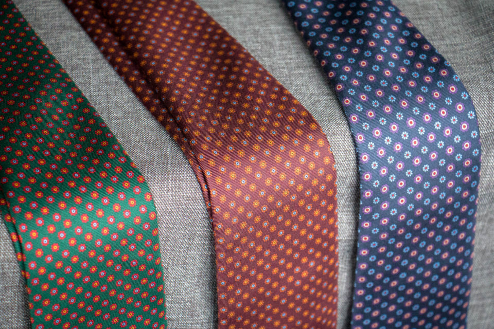 Krawat z jedwabiu
