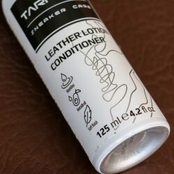 Sneaker Leather Lotion Conditioner skutecznie oczyszcza, odżywia i chroni Twoje buty