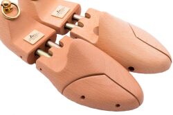 Eleganckie drewniane prawidła SAPHIR MDOR / LCA Shoe Trees 2810 Beech / Satin