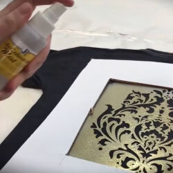 Preparat w mgiełce do wybielania tkanin miejscowo