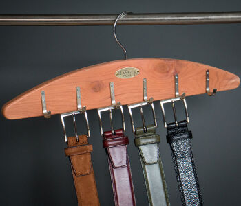 WOODLORE Cedar 24 Belt Organizer - Cedrowy wieszak na paski i akcesoria