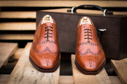 casualowe buty jasno brązowe skórzane formalne, okolicznościowe, biurowe, ślubne, garniturowe, szykowne, wyszukane, wykwintne.