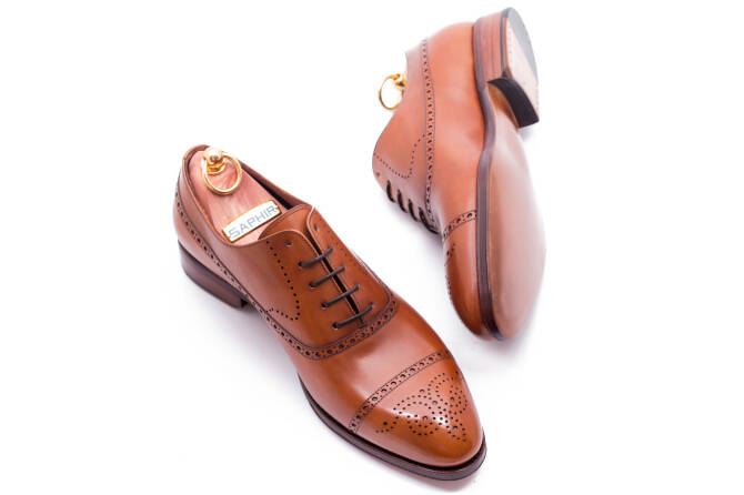 Jasno Brązowe biznesowe eleganckie stylowe buty klasyczne TLB 542 old england cuero typu brogues na skórzanej podeszwie.