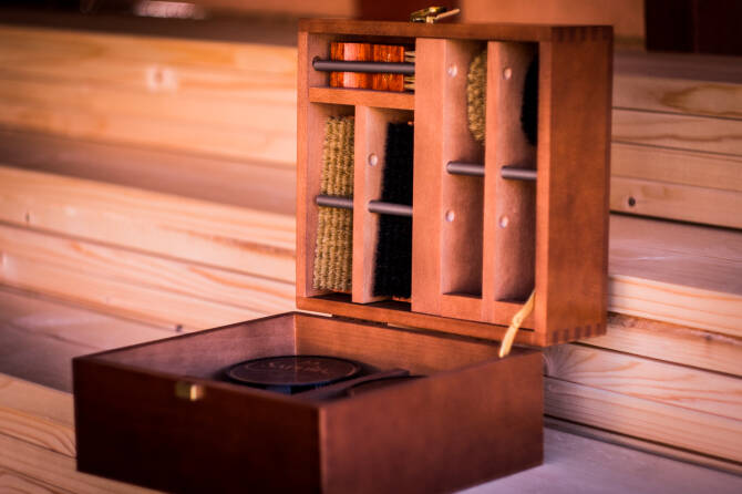 SAPHIR MDOR Box Le Bottier - Luksusowa skrzynka drewniana z akcesoriami do pielęgnacji butów