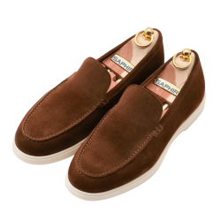 Brązowe loafersy na gumowej podeszwie szyte metodą blake