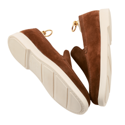Brązowe zamszowe loafersy idealne na wiosnę i lato, Buty wykonane metodą blake 