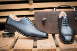 Obuwie typu oxford z podeszwą leather. Obuwie męskie koloru bordowego. Yanko shoes, Patine shoes.

