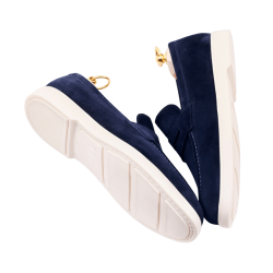 Granatowe zamszowe loafersy idealne na wiosnę i lato, Buty wykonane metodą blake 