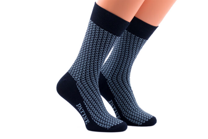 PATINE Socks PAPE01-4035 - Granatowe skarpety w błękitne krzyżyki (SALE)