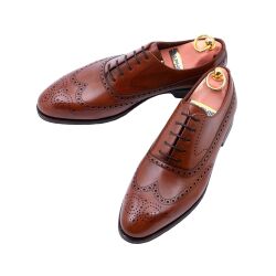 Brogues old england medium brown. Brązowe skórzane luksusowe obuwie eleganckie z ażurkami i dekoracyjnymi zdobieniami biznesowe, biurowe, ślubne, okolicznościowe, gyw, męskie.