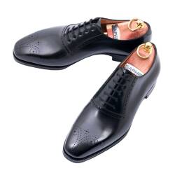 Buty męskie koloru czarnego typu oxford. Obuwie garniturowe, ślubne, biznesowe, biurowe, okolicznościowe, stylowe, luksusowe.