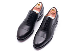 Eleganckie formalne buty męskie klasyczne typu Oxford szyte metodą goodyear welted. Obuwie biznesowe, ślubne dla gentlemana.