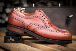 stylowe eleganckie obuwie męskie z perforacjami Yanko 14664 cambridge cuero. Eleganckie obuwie koloru jasno brązowego typu brogues z skórzaną podeszwą. Szyte metodą ramową.