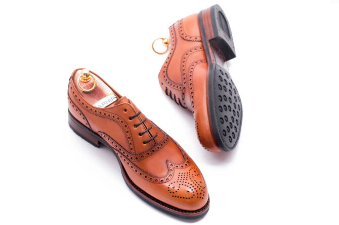 stylowe eleganckie obuwie męskie z perforacjami Yanko 14664 yes cuero. 