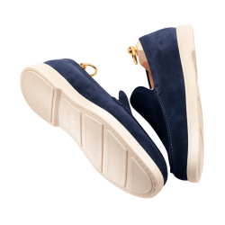 Granatowe zamszowe loafersy idealne na wiosnę i lato, Buty wykonane metodą blake 
