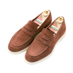 Brązowe loafersy na gumowej podeszwie szyte metodą blake