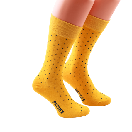 żółte w granatowe kropki skarpety męskie bawełniane idealne do butów eleganckich 