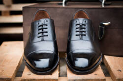 Eleganckie buty męskie klasyczne typu oxford. Obuwie biznesowe, ślubne dla gentlemana. 