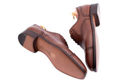 Brązowe eleganckie stylowe brązowe buty klasyczne Yanko 14435 cambridge marron typu brogues.